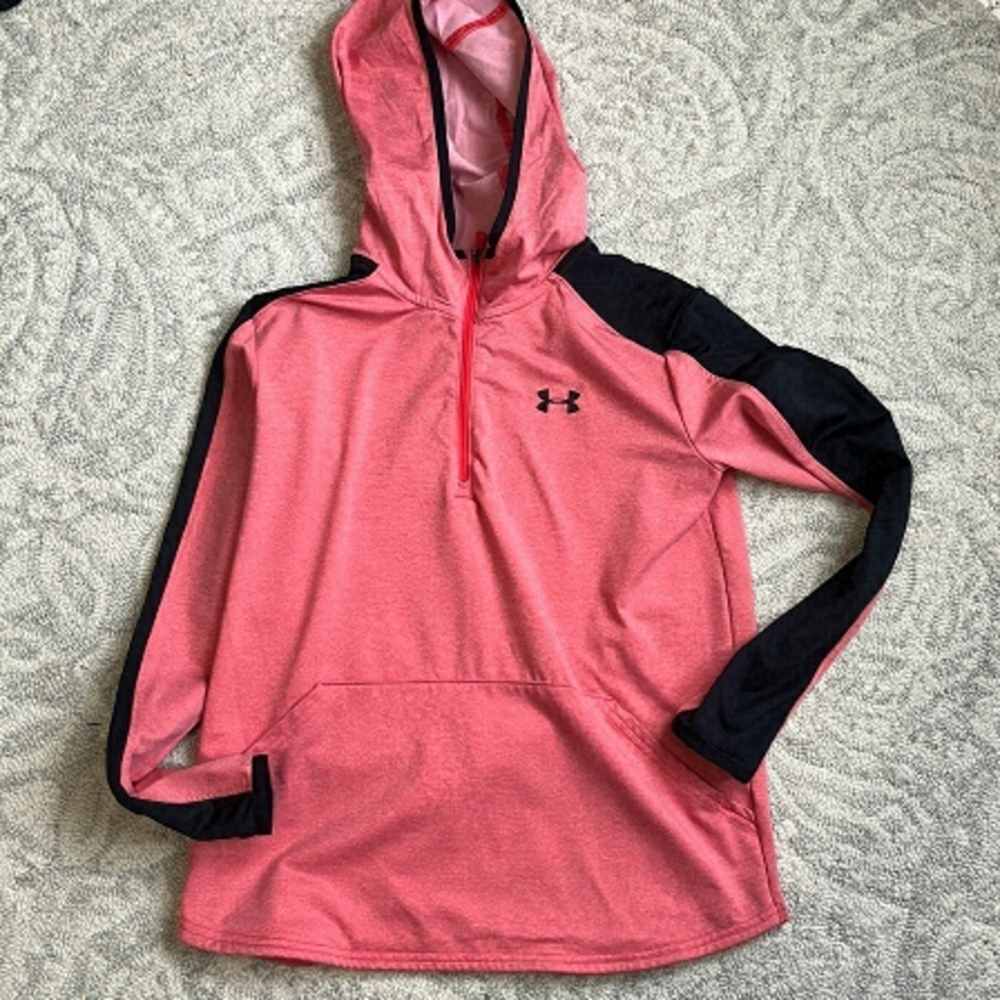 Youth Under Armour Shirt Size Large